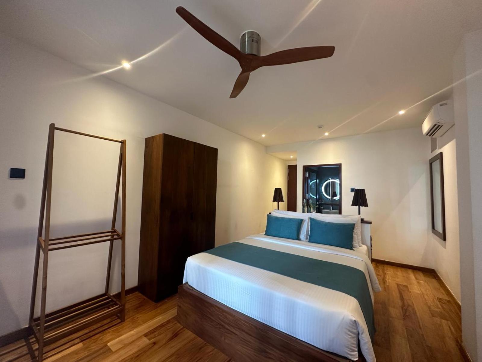 Bk Beach Boutique Hotel - Hikkaduwa Εξωτερικό φωτογραφία