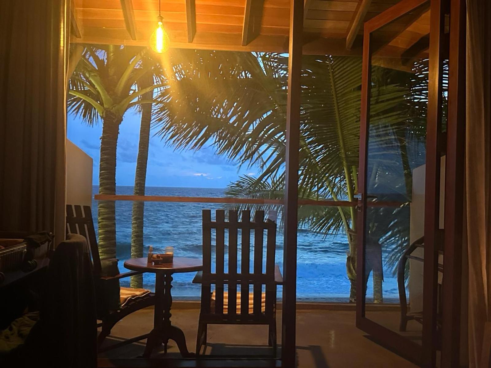 Bk Beach Boutique Hotel - Hikkaduwa Εξωτερικό φωτογραφία